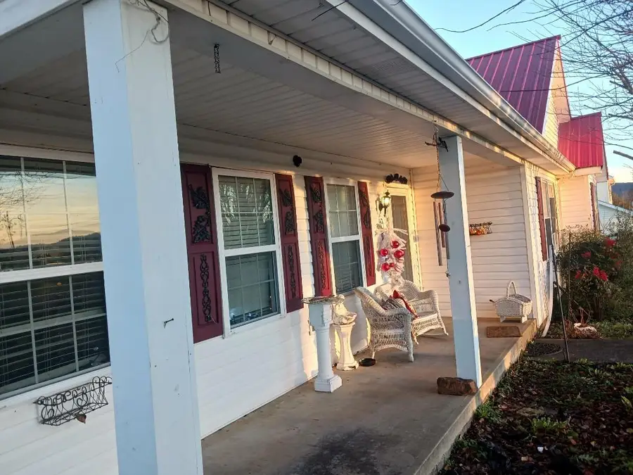 216 Sloan Drive, Monticello, KY 42633 - Image #2