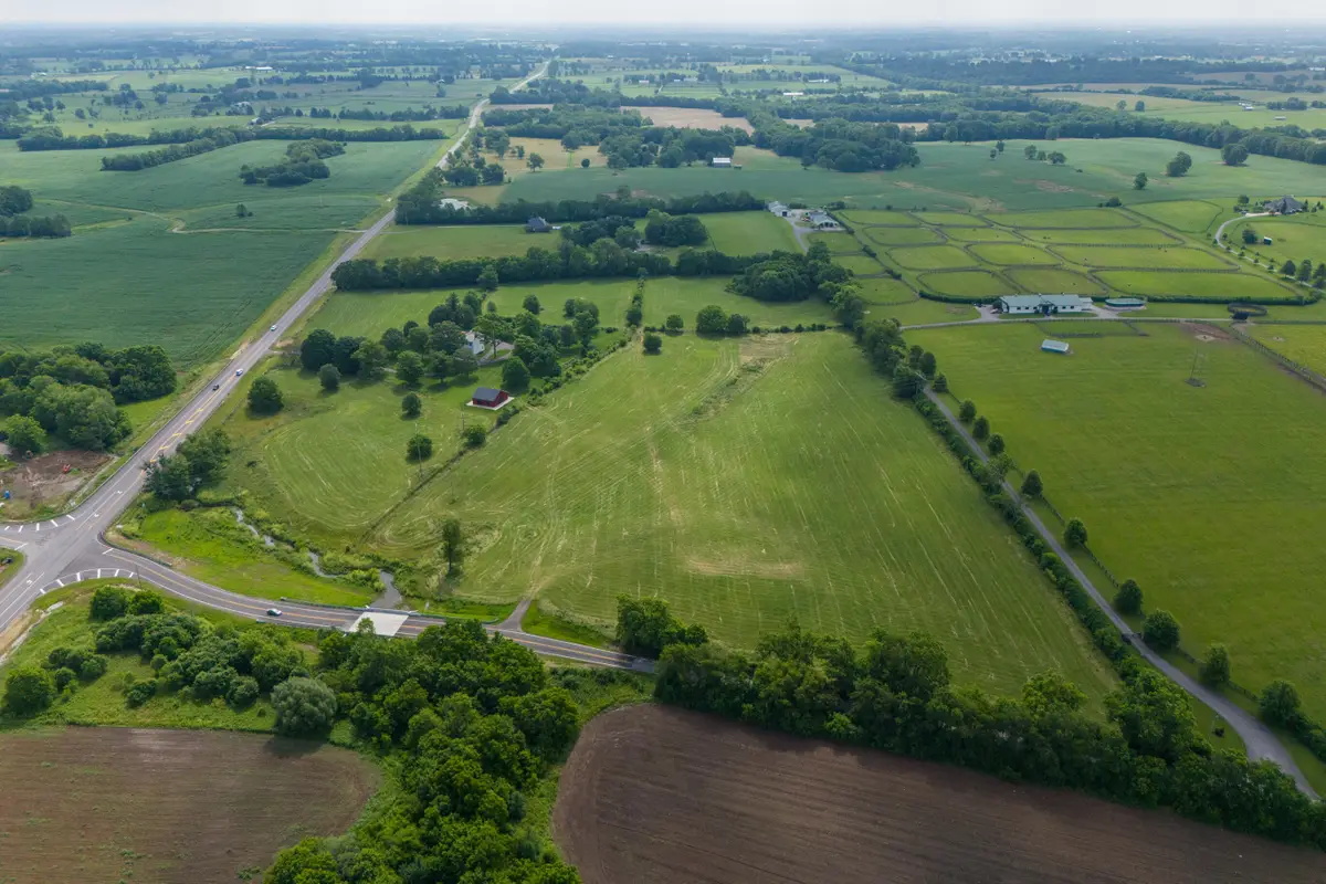 750 Elizabeth Station Road, Paris, KY 40361 - Image #1