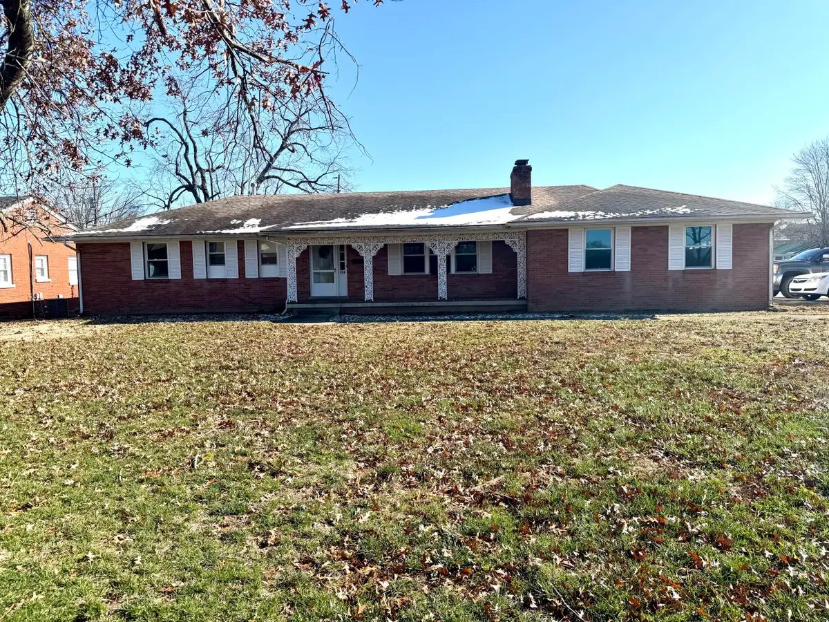 604 E Lexington Street, Harrodsburg, KY 40330 - Image #1