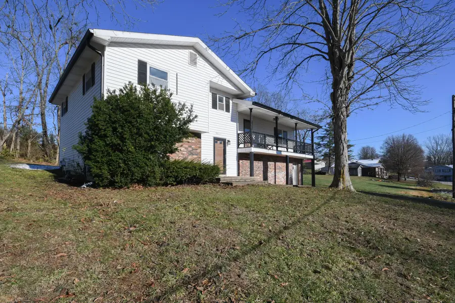 3811 Woodland Drive, Mount Sterling, KY 40353 - Image #2