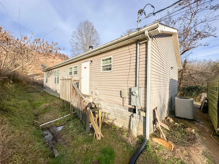 52 Coon Ridge Drive, Cannon, KY 40923 - Image #2