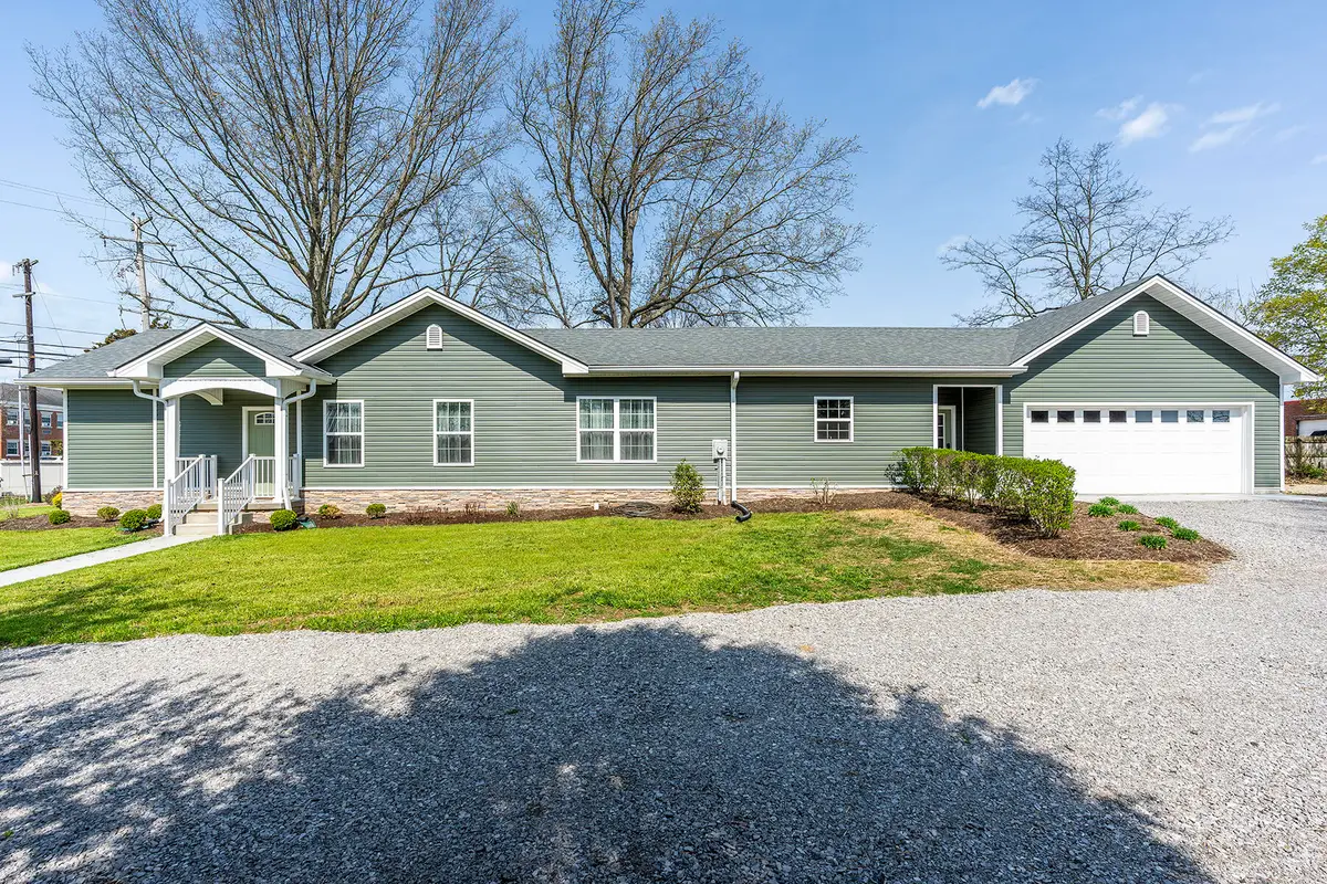 94 E 20th Street, Paris, KY 40361 - Image #1