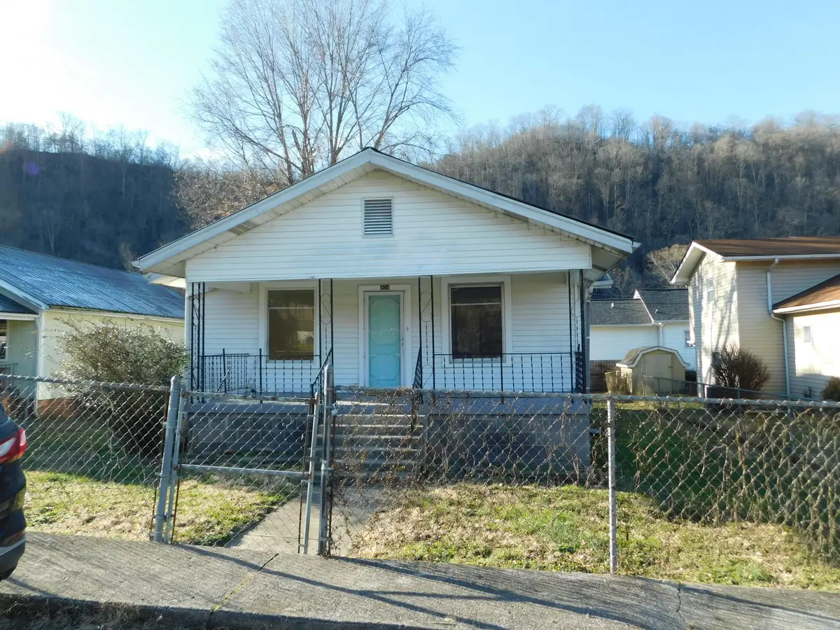 404 Mapother Street, Loyall, KY 40854 - Image #1