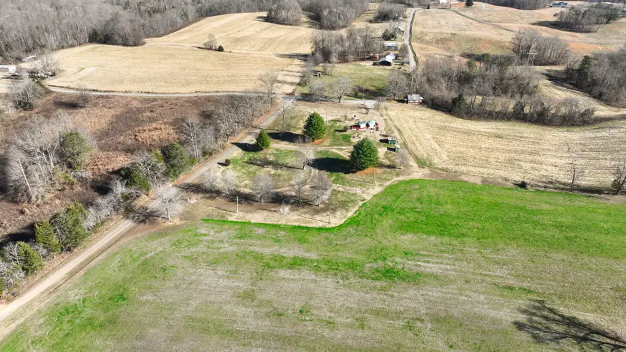 1 Jesse Bernard Road, Russell Springs, KY 42642 - Image #3