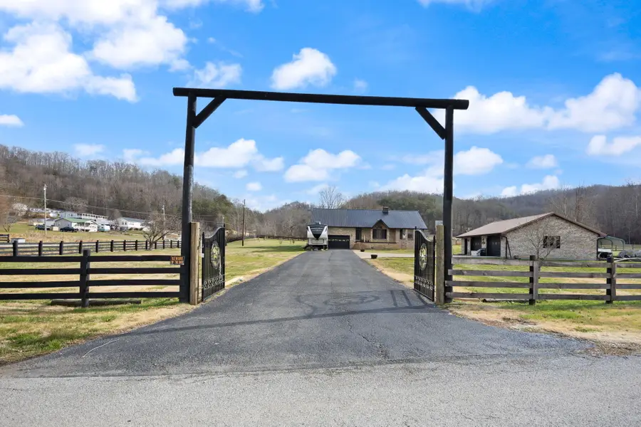 23 California, Coldiron, KY 40819 - Image #2