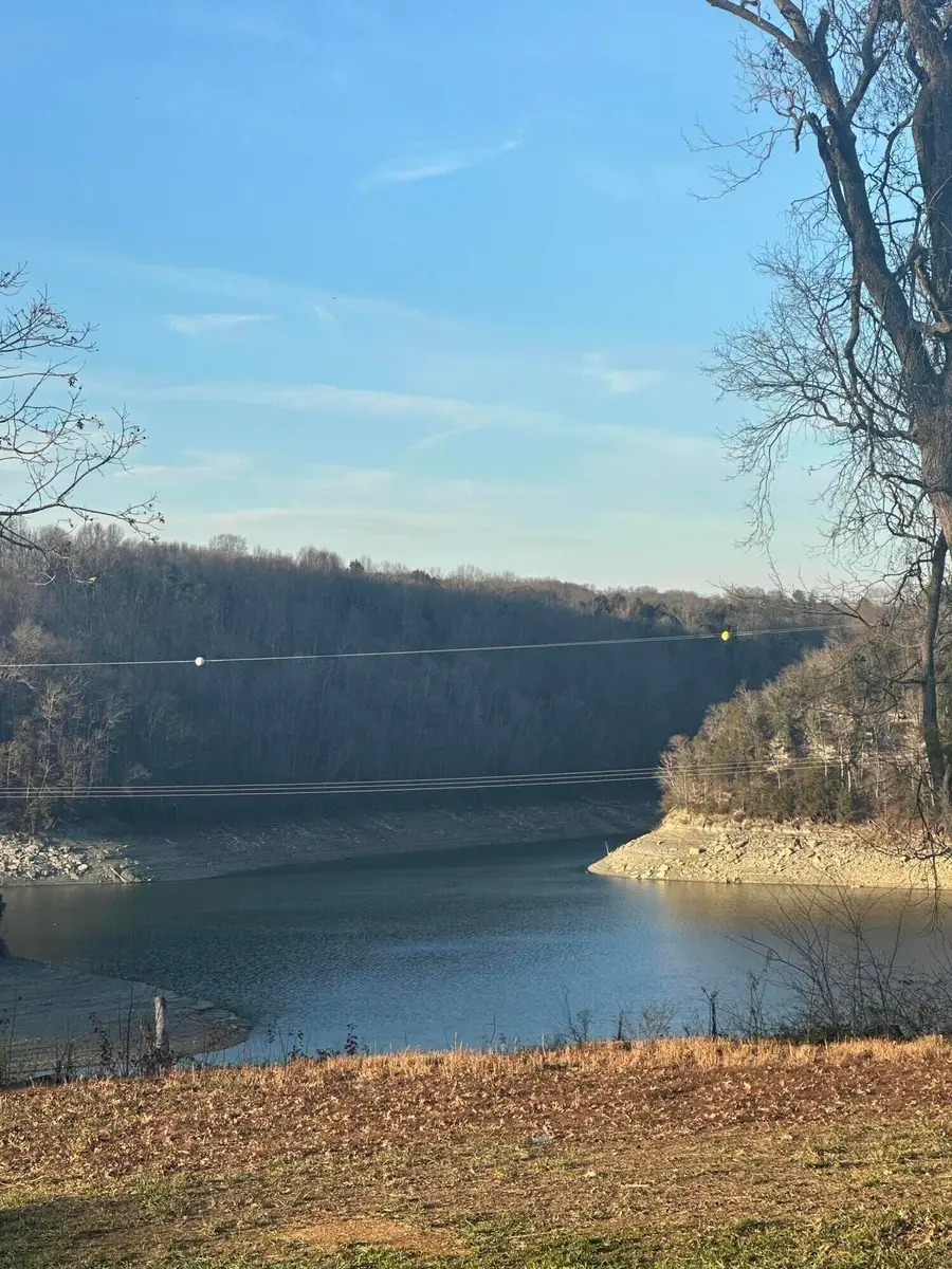 1033 Lakemere Drive, Somerset, KY 42503 - Image #3