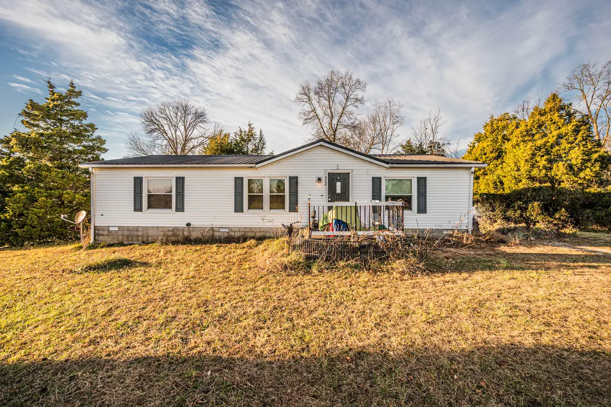 262 Kitchens South Road, Bowling Green, KY 42101 - Image #1