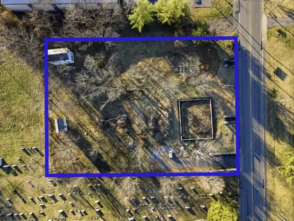 416-420 W 2nd Street, Perryville, KY 40468