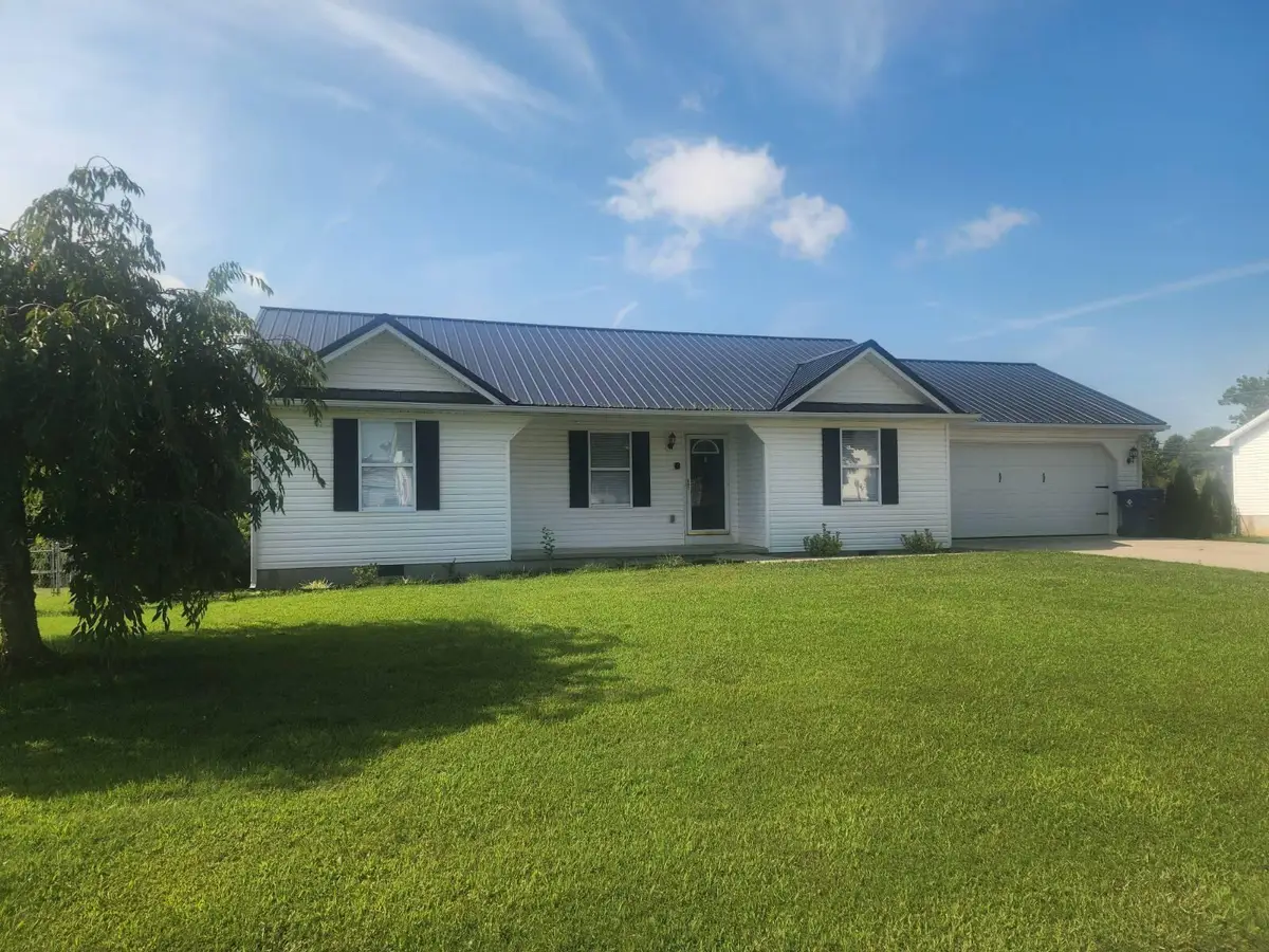 64 Canterbury Drive, Science Hill, KY 42553 - Image #1