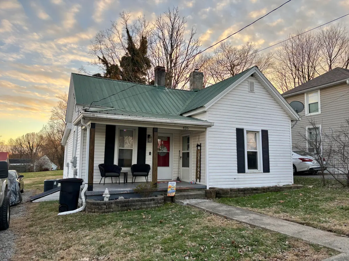 426 W Court Street, Harrodsburg, KY 40330 - Image #1