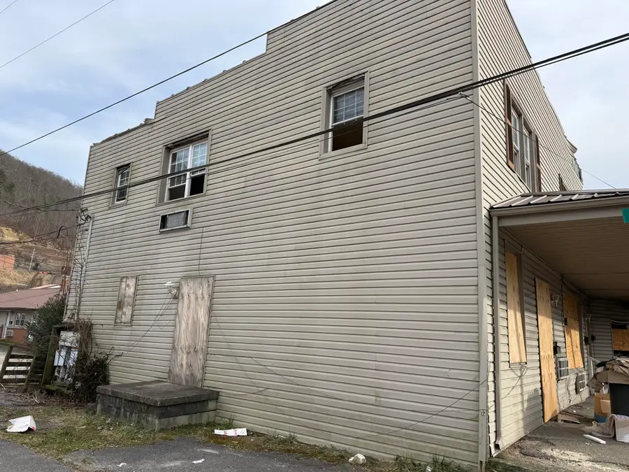 2517 N Main Street, Hazard, KY 41701 - Image #2