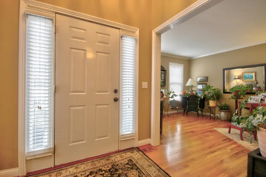 4221 Evergreen Drive, Lexington, KY 40513 - Image #2