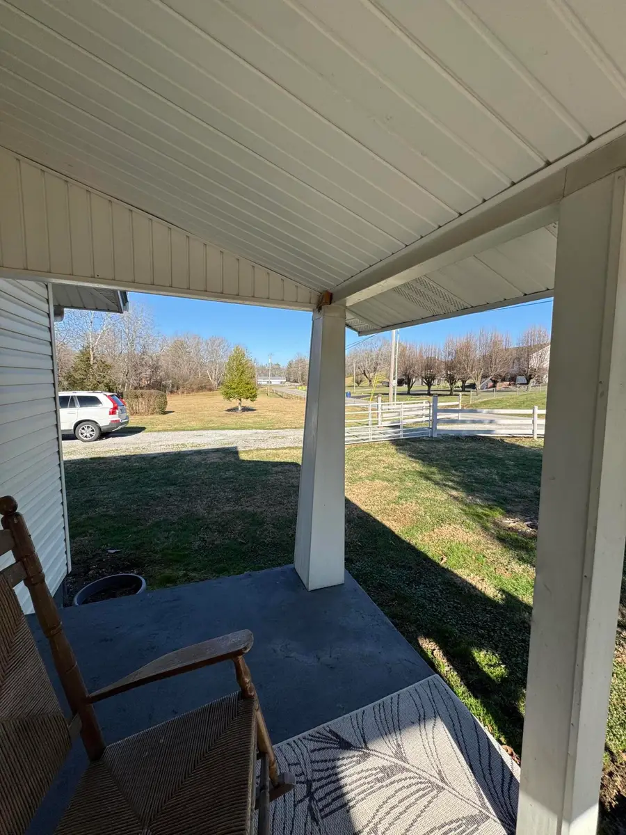 290 Old Richmond Road, London, KY 40741 - Image #3