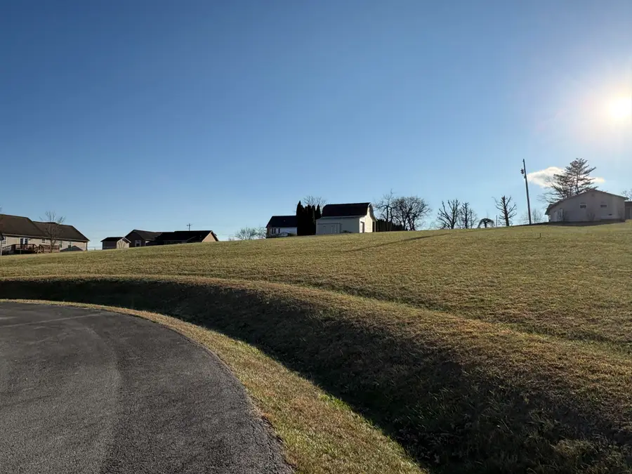 38 Nate Lane, London, KY 40744 - Image #2