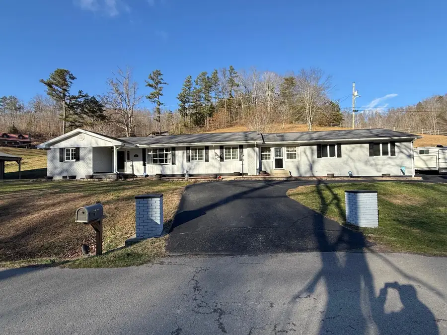 388 Colvin Branch Road, Oil Springs, KY 41238 - Image #2