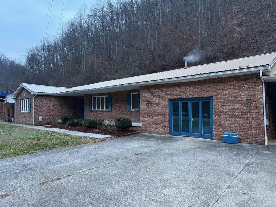 10361 State Hwy 194 E, Kimper, KY 41539 - Image #2