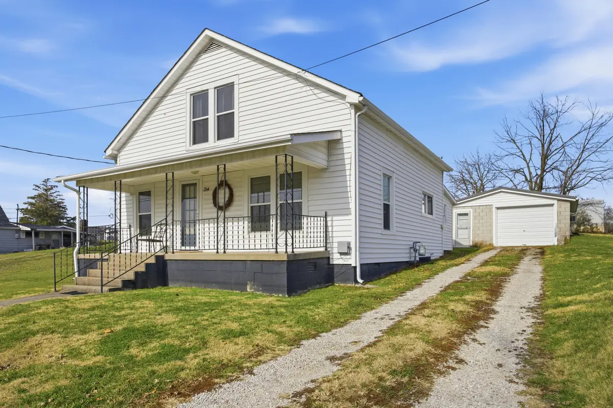 214 Bond Street, Irvine, KY 40336 - Image #1