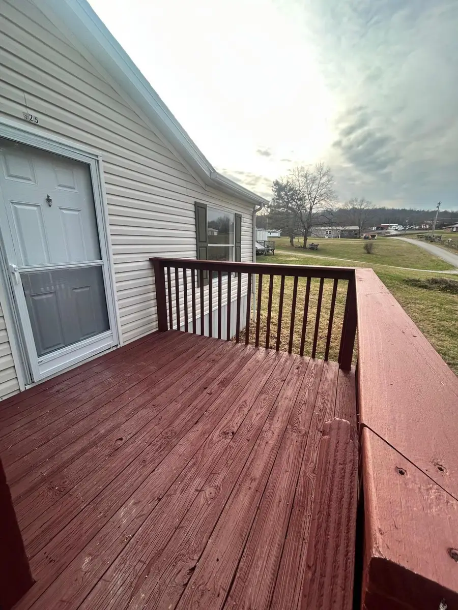 125 Rhonder Drive, Science Hill, KY 42553 - Image #3