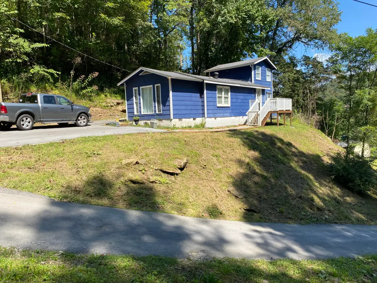 691 & 695 Blue Ridge Church Road, Pineville, KY 40977 - #1