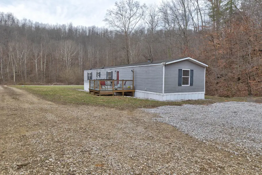 542 Shot Gun Hollow Road, Frenchburg, KY 40322 - Image #3