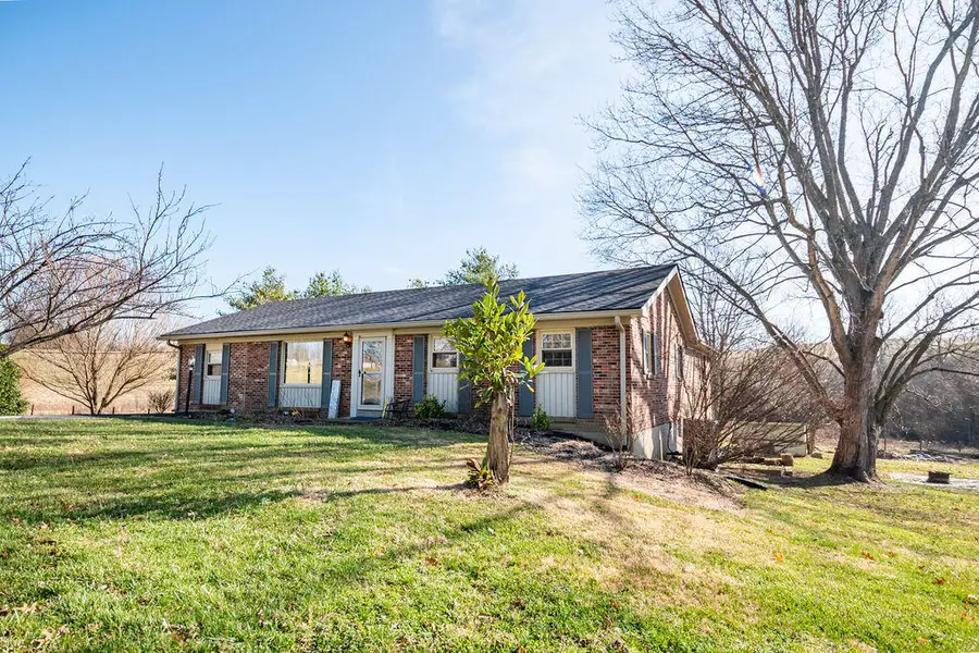 429 Old Danville Road, Lancaster, KY 40444 - Image #2