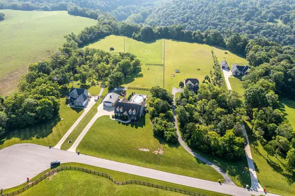 520 Chrisman Oaks Trail, Nicholasville, KY 40356