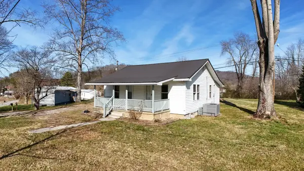 391 Pine Valley Lane, Flat Lick, KY 40935