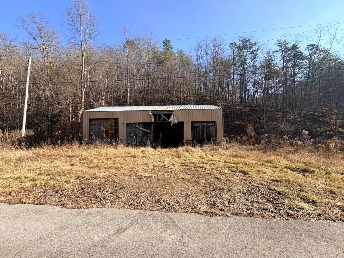 6770 State Hwy 1350, Sextons Creek, KY 40983 - Image #1