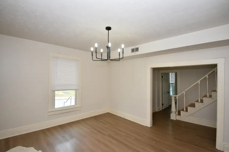 718 W Lexington Avenue, Danville, KY 40422 - Image #3