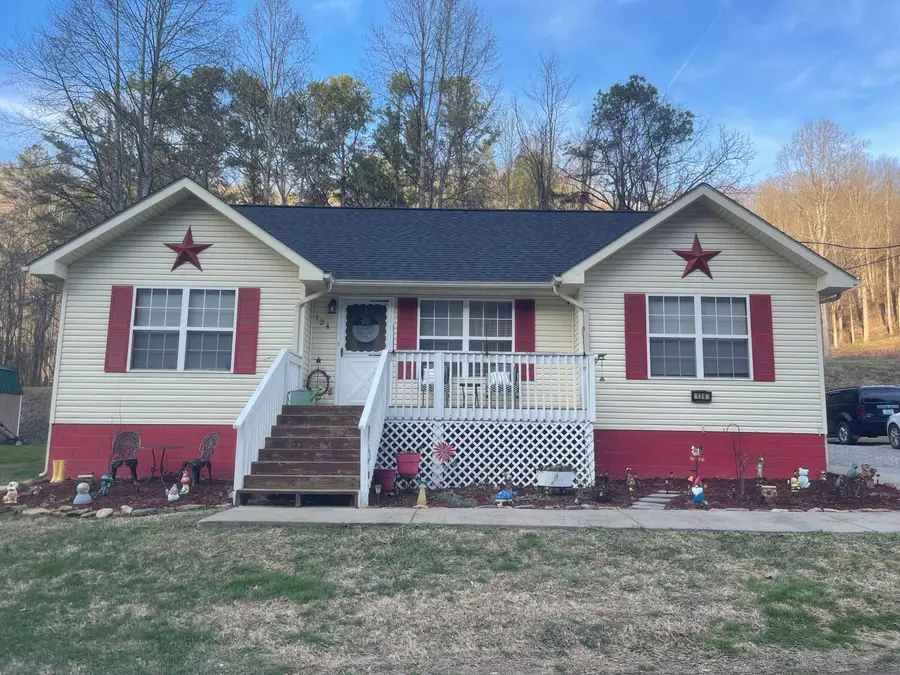 124 Fordson Lane, Wallins Creek, KY 40873 - Image #2