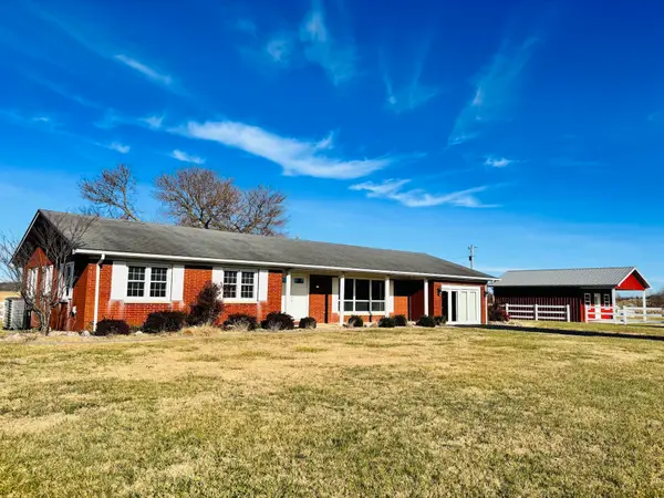 304 Hwy 3525, Russell Springs, KY 42642