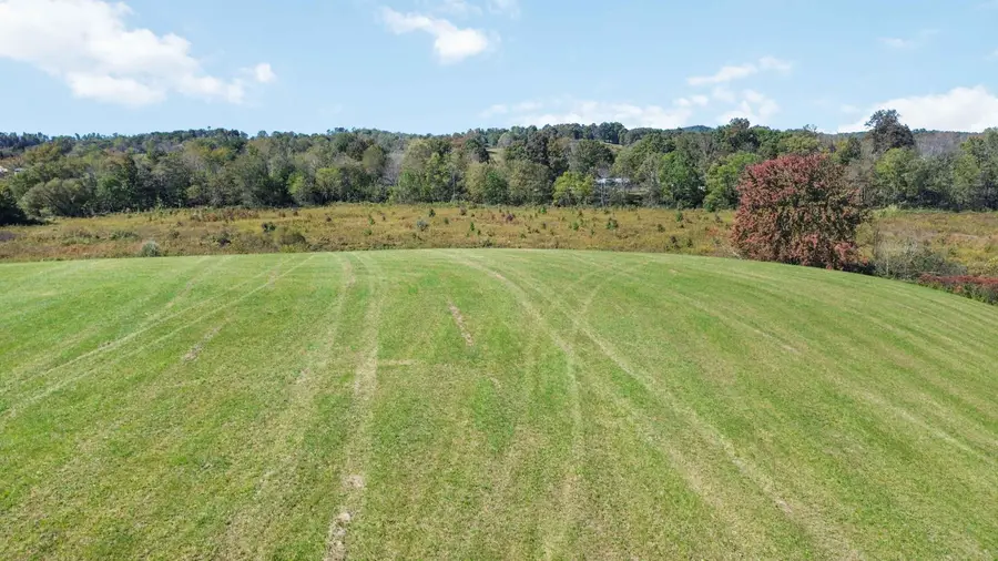999 Rough Creek Road, London, KY 40744 - Image #2