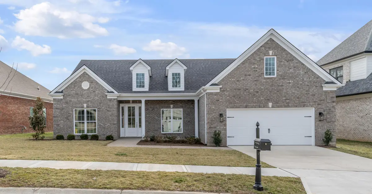 385 Weston Park, Lexington, KY 40515 - Image #1