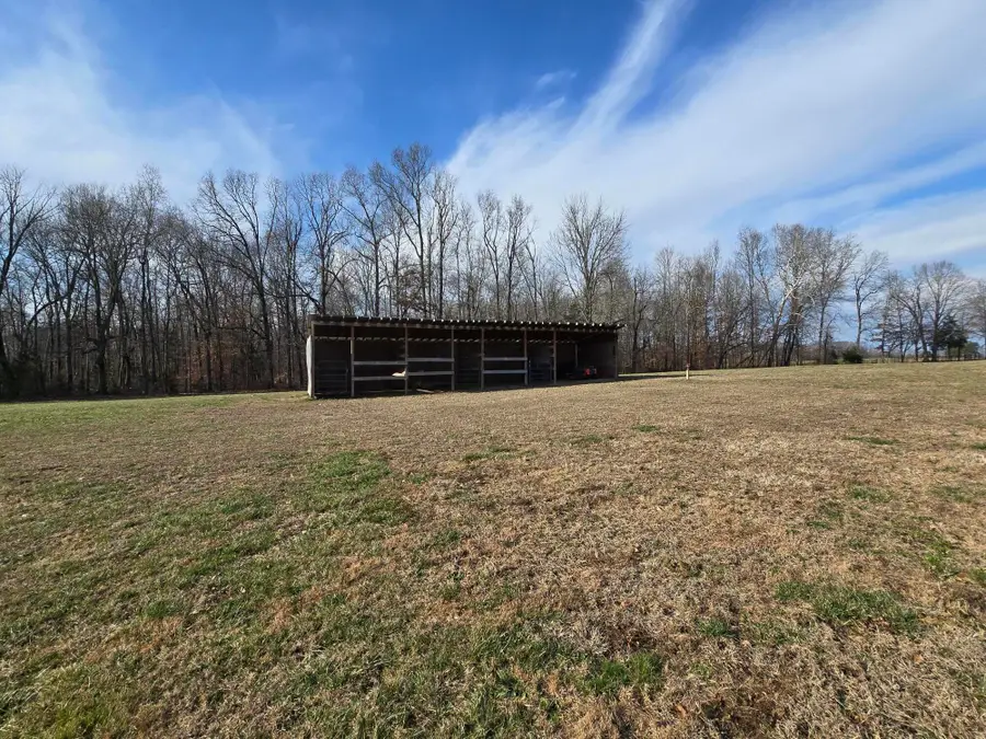 1085 Oak Grove Road, Columbia, KY 42728 - Image #3