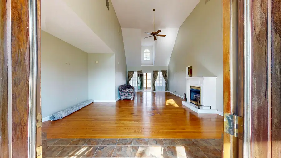 201 Bluffwood Drive, Danville, KY 40422 - Image #3