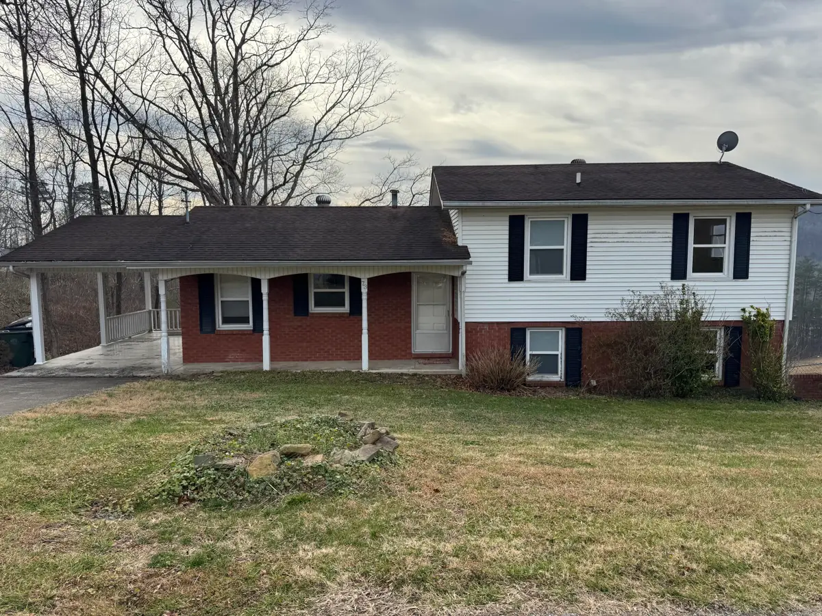 73 W Haven Drive, Williamsburg, KY 40769 - Image #1