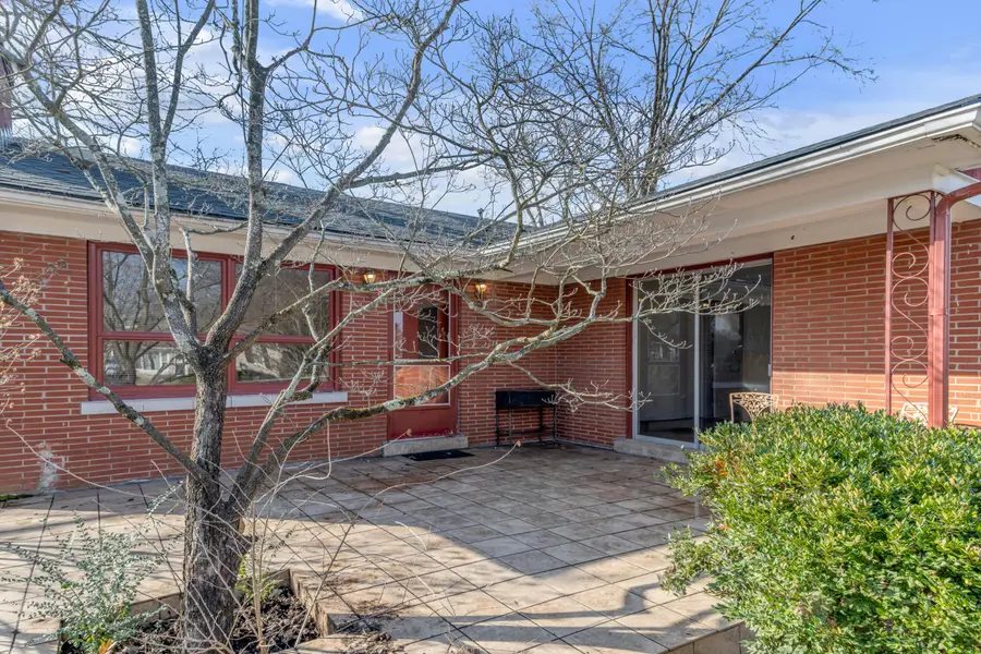 634 Seattle Drive, Lexington, KY 40503 - Image #2