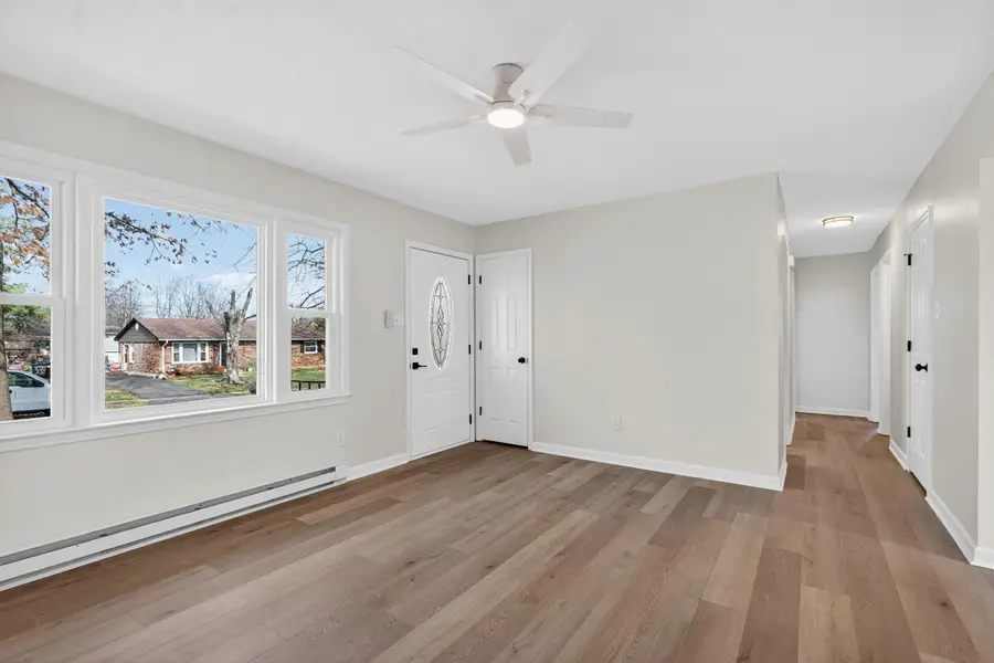 243 Lynnwood Drive, Versailles, KY 40383 - Image #3