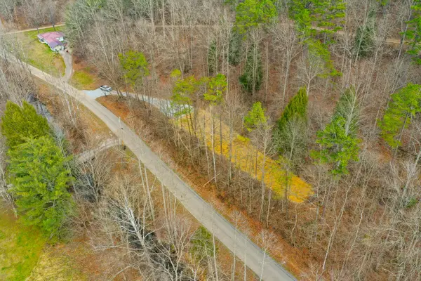 740 Pond Lick Road, Annville, KY 40402