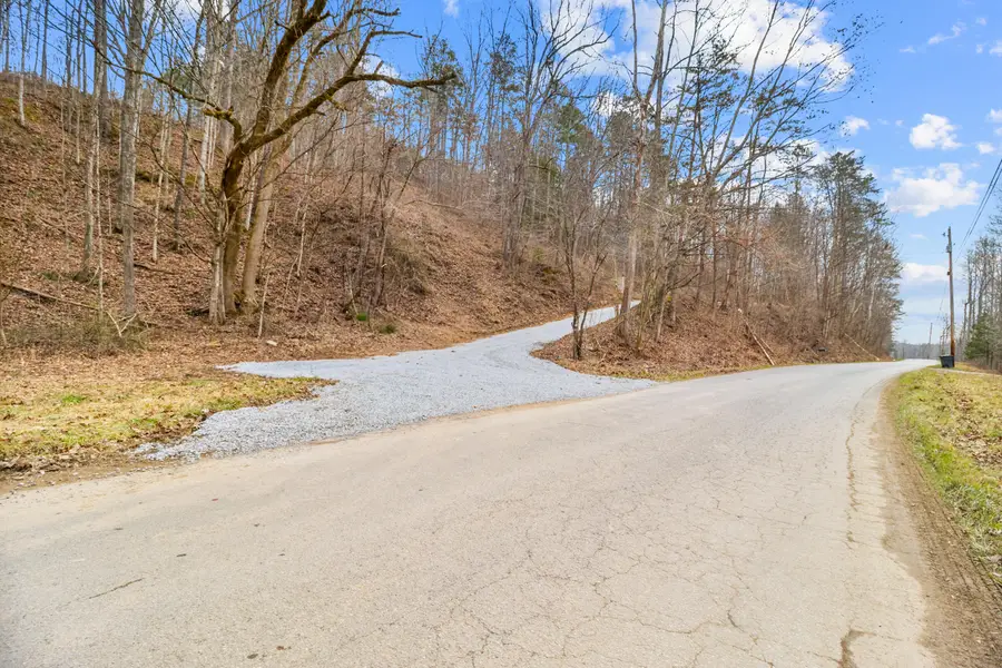 740 Pond Lick Road, Annville, KY 40402 - Image #2