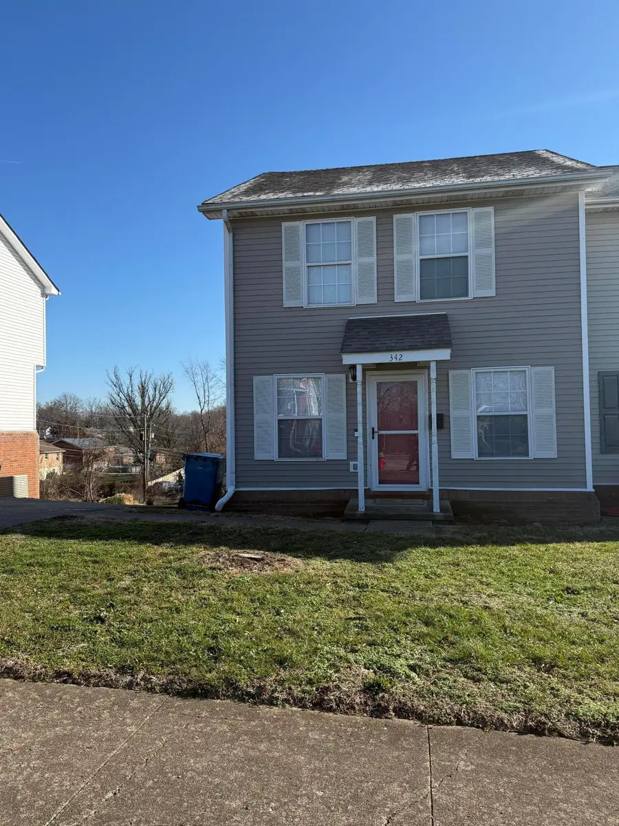 342 E Oak Street, Nicholasville, KY 40356 - Image #2