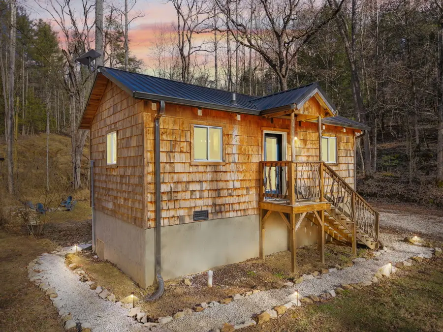 22 Still Hand, Beattyville, KY 41311 - Image #2