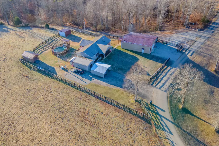 185 Treadway Road, Beattyville, KY 41311 - Image #2