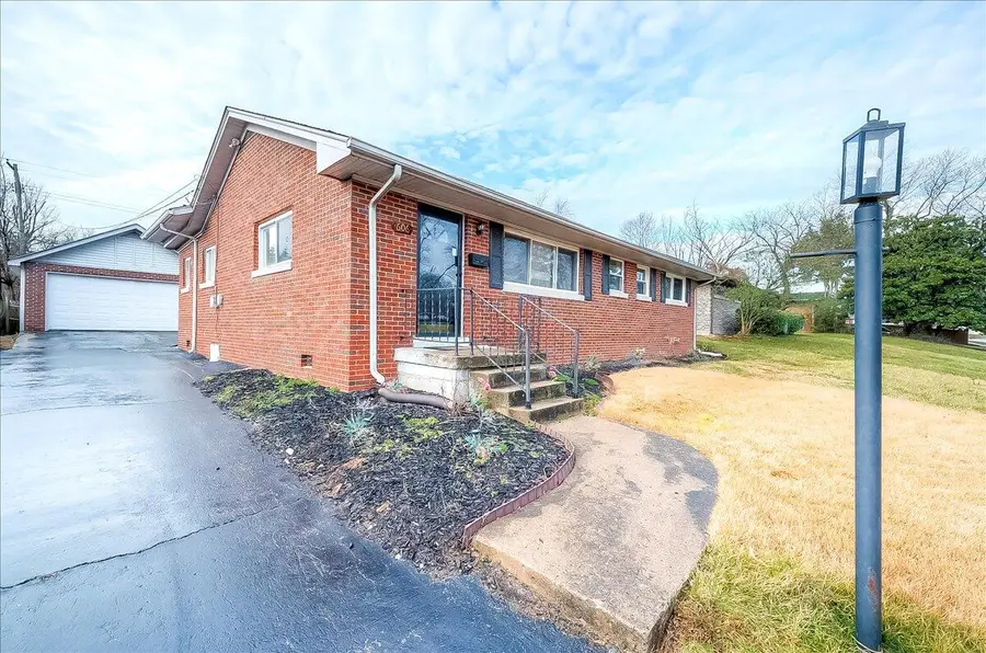 606 Freeman Drive, Lexington, KY 40505 - Image #2