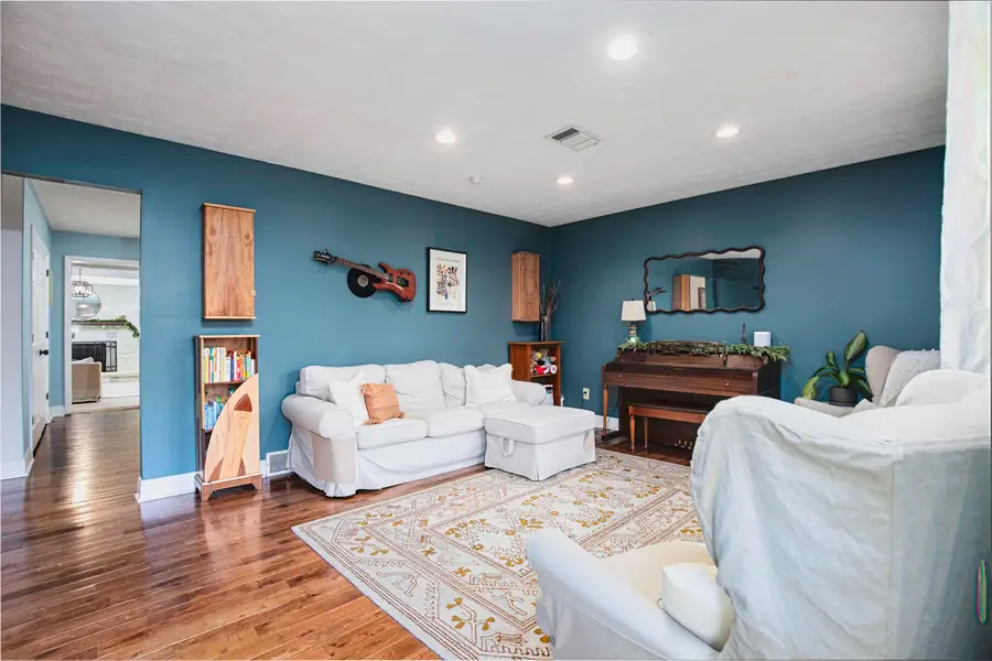 305 Manhattan Drive, Lexington, KY 40505 - Image #3