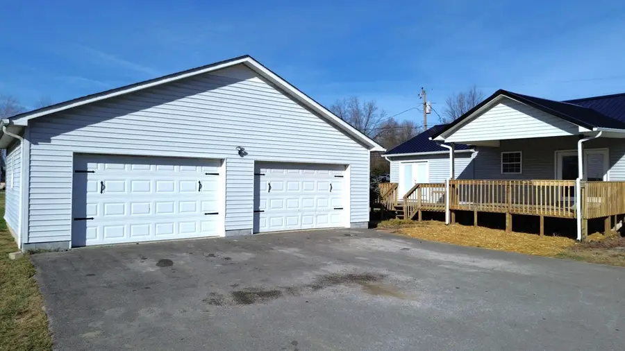 1605 Barrett Road, London, KY 40741 - Image #3