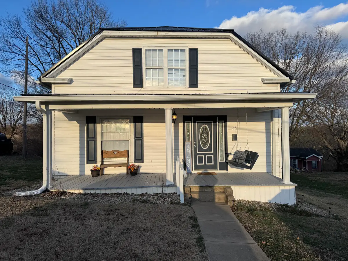 265 Ingram Avenue, Flemingsburg, KY 41041 - Image #1