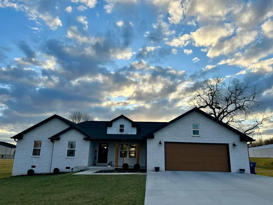 179 Clear Lake Drive, Somerset, KY 42503 - Image #3