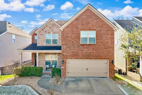 2402 Patchen Wilkes Drive, Lexington, KY 40509