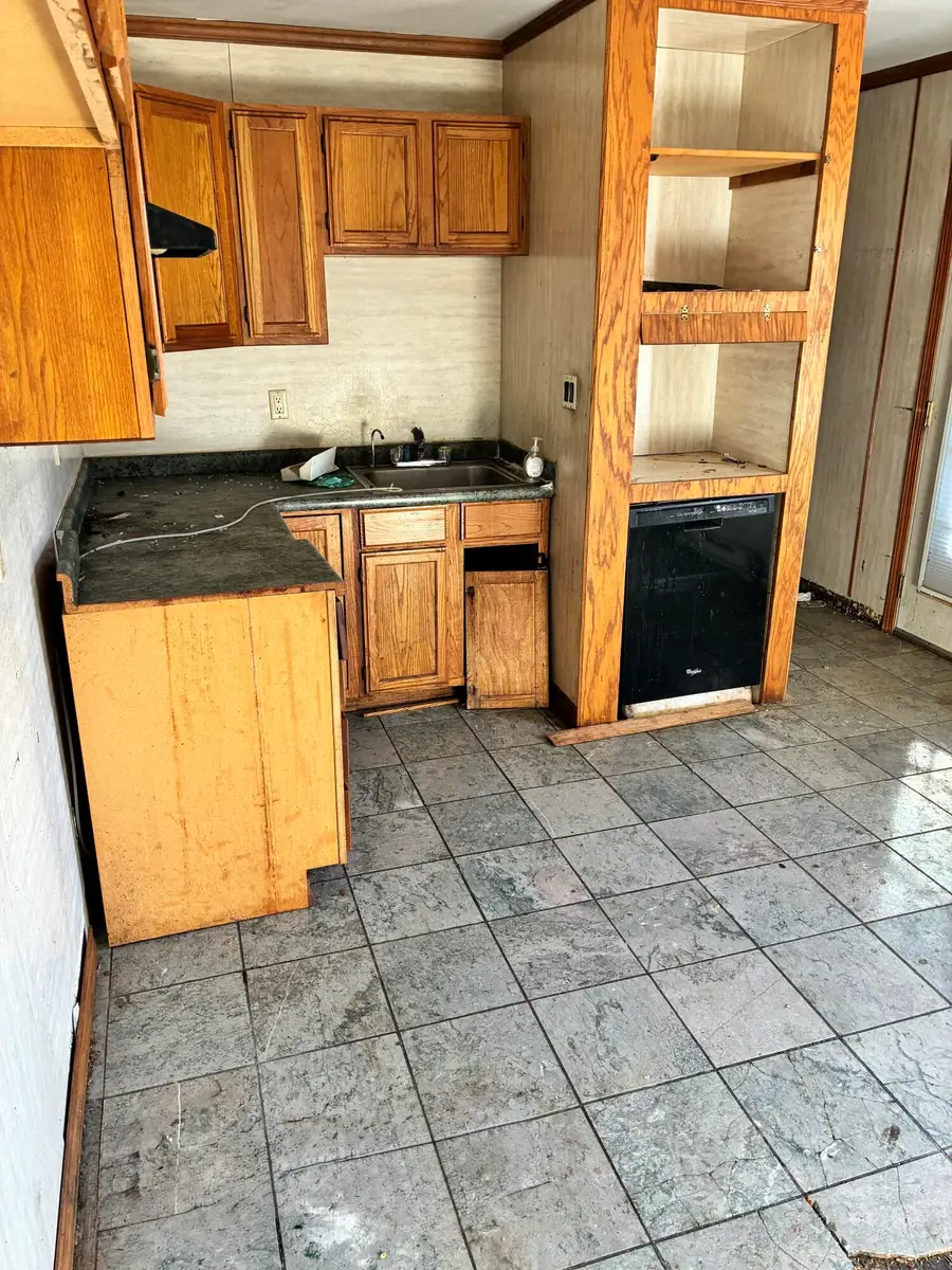 1240 Ascot Park, Lexington, KY 40517 - Image #2